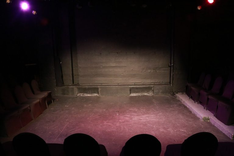 A.Vontura en de T.E.I.T Machine (4+): Terug naar de Toekomst en Vooruit naar ’t Verleden — theater in Zutphen