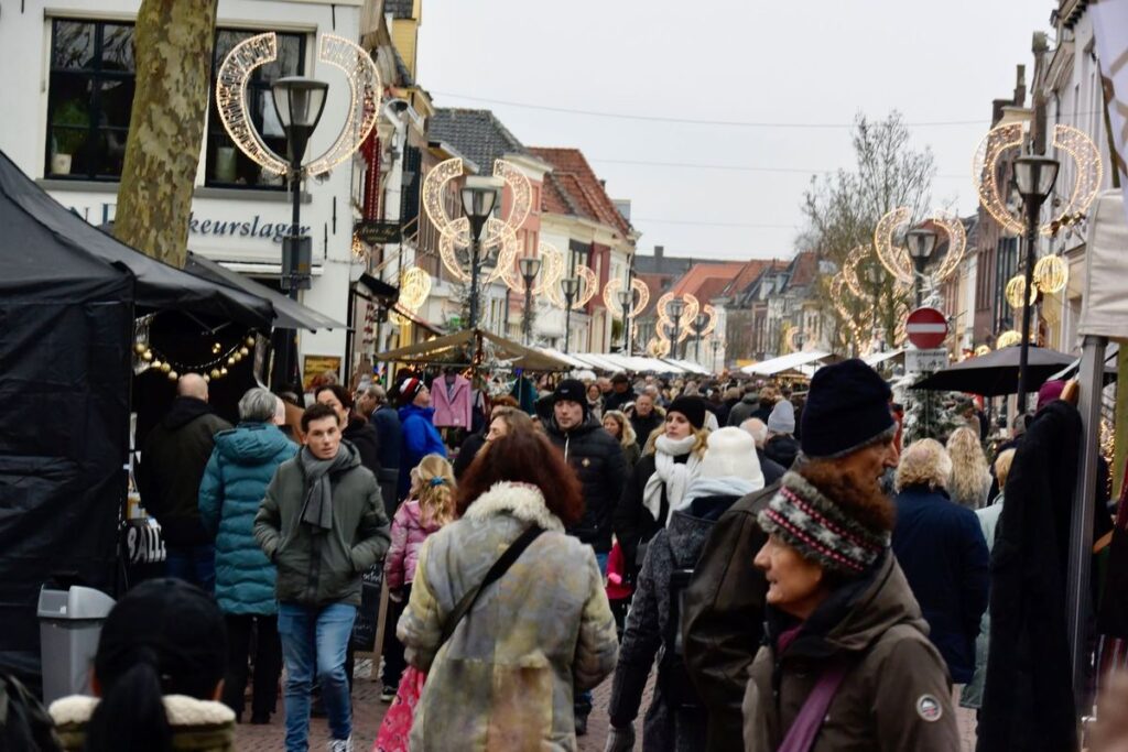 Kerstmarkt in de Laarstraat in Zutphen in Zutphen